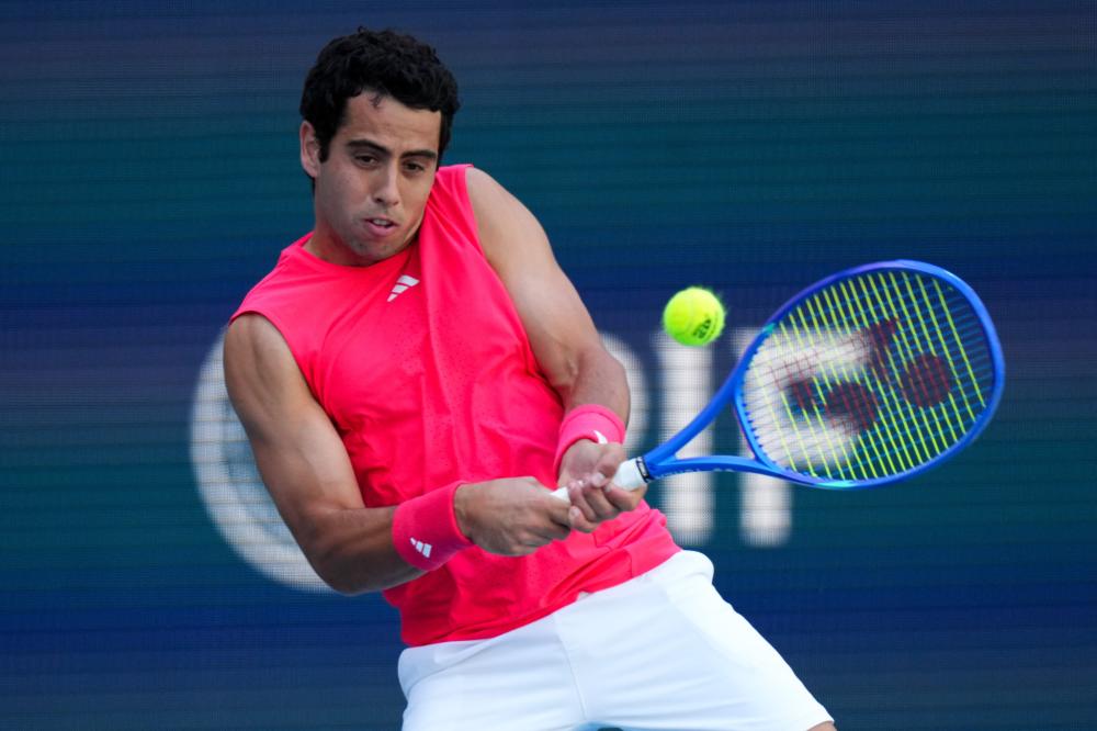 胜利不仅属 胜利不仅属